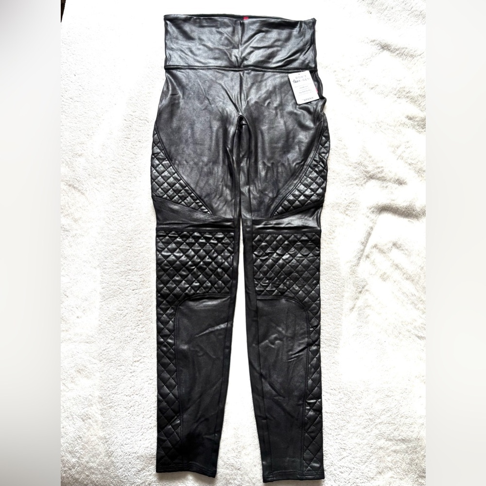 SPANX Women’s Moto Faux Leather Leggings - Picture 4 of 13